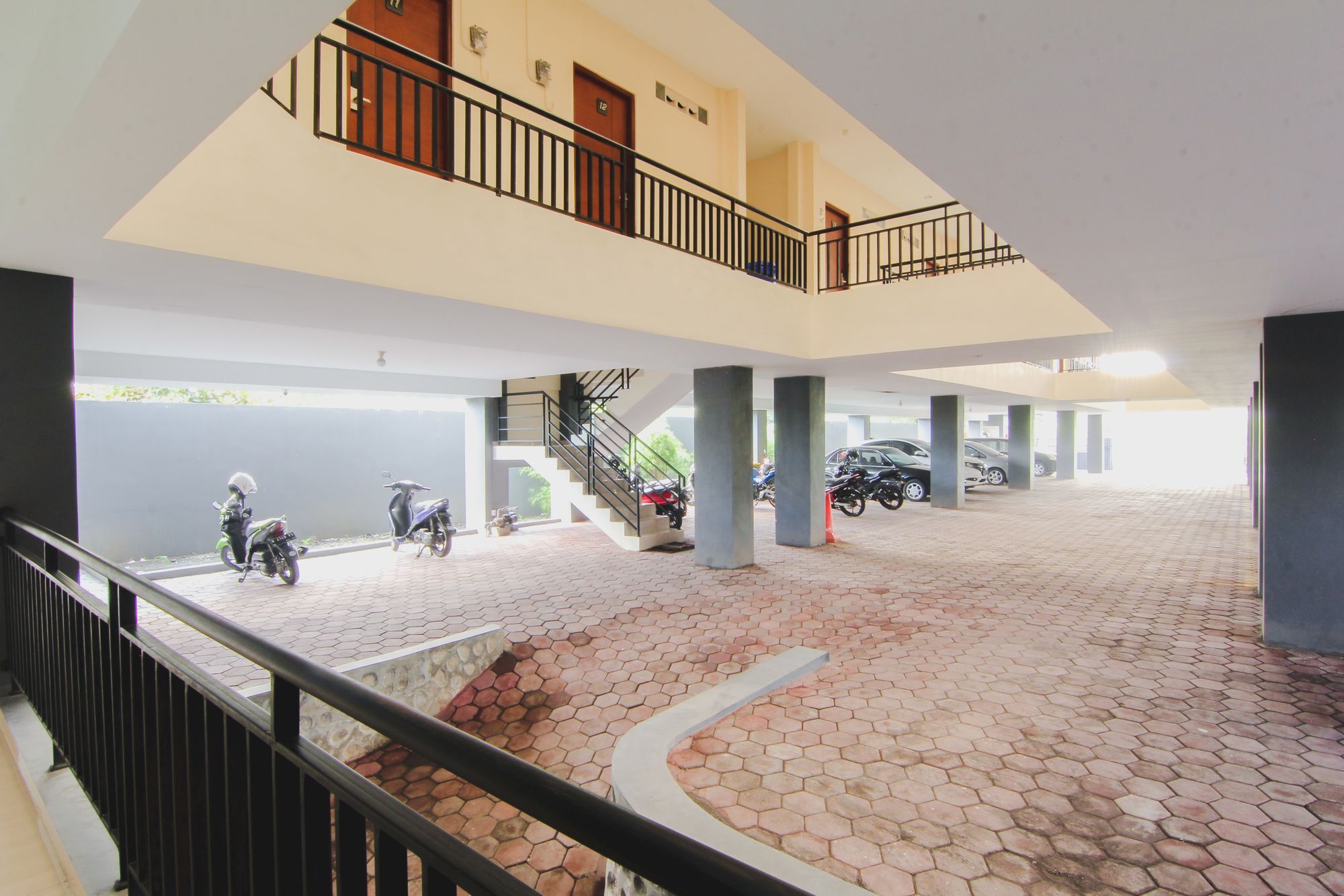 D'Paragon Seturan 4 Maguwo Esterno foto